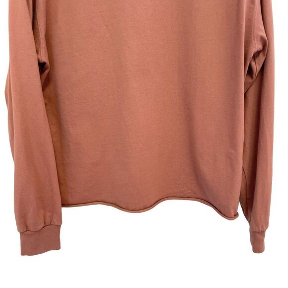 Uniqlo Crew Neck Top - Picture 6 of 6